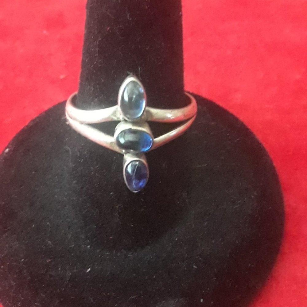 Blue kyanite ring size 8 in silver